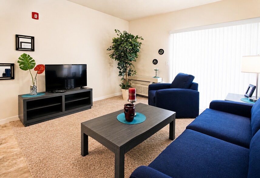 More Photos Of 509 Hunters Run St, Watford City Apartments For Sale