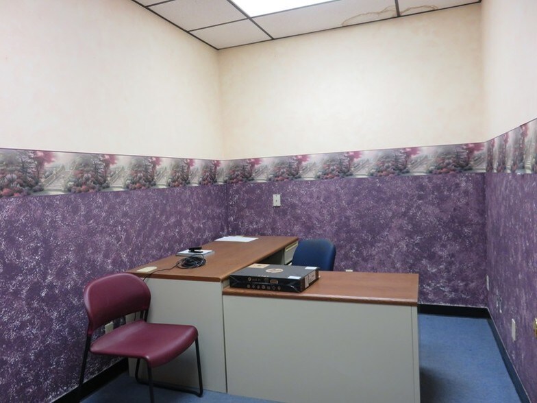 More Photos Of 123 1st St SE, Mason City Office For Lease