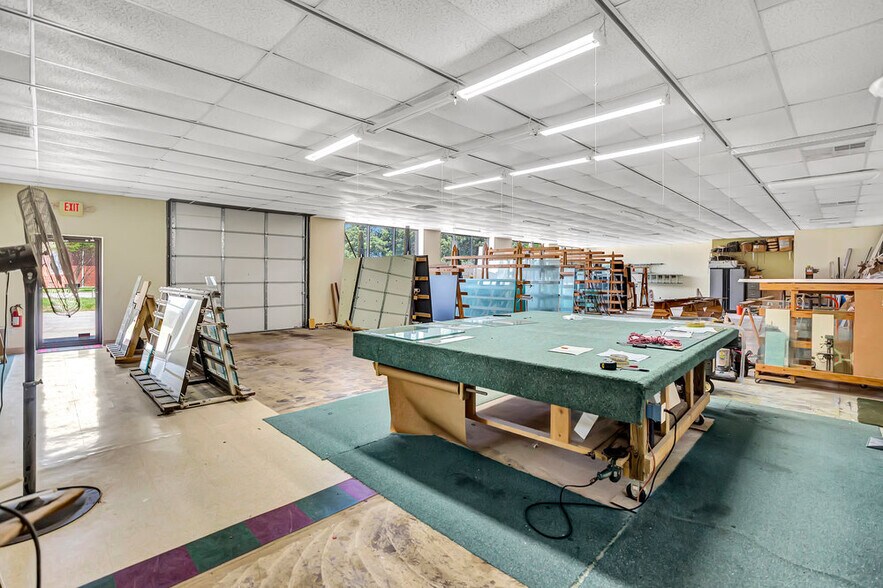 More Photos Of 516 Pearman Dairy Rd, Anderson Freestanding For Sale