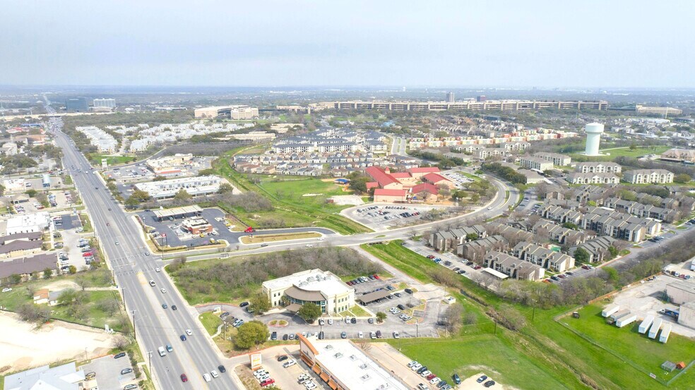 More Photos Of 9910 Huebner Rd, San Antonio Office For Sale