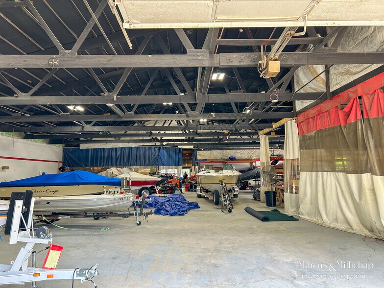 More Photos Of 15940 S Lincoln Hwy, Plainfield Warehouse For Sale