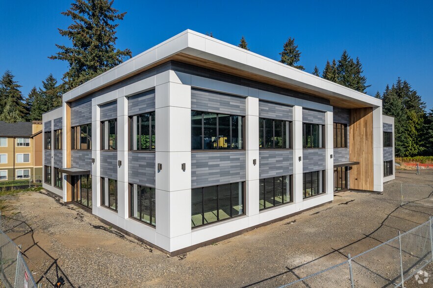 More Photos Of 13102 NE 4th St, Vancouver Office For Lease