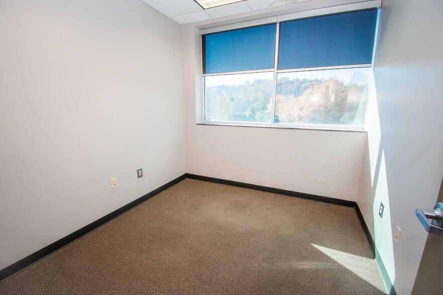 More Photos Of 3598 Highway 11, Travelers Rest Medical For Sale