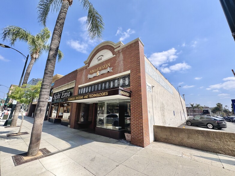 More Photos Of 118 E Colorado Blvd, Pasadena Storefront For Lease