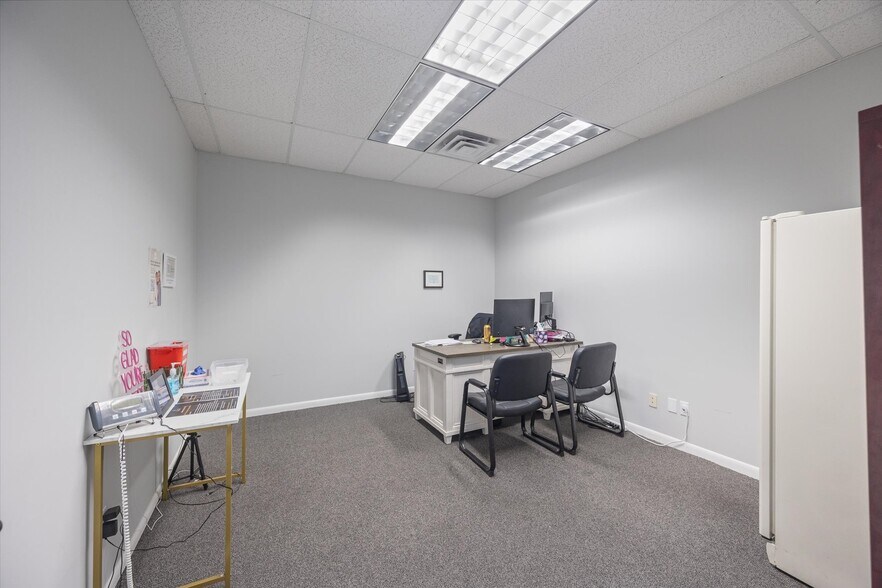 More Photos Of 750 S Main St, Bountiful Loft Creative Space For Sale
