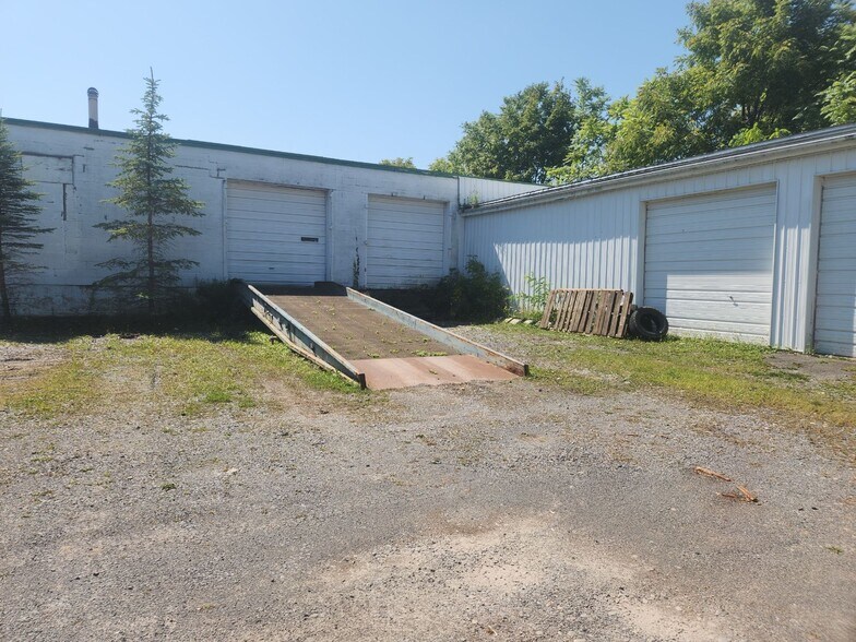 More Photos Of 51 Central Ave, Geneva Manufacturing For Lease