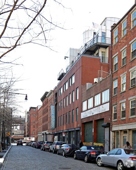 More Photos Of 241 Water St, New York Office For Sale