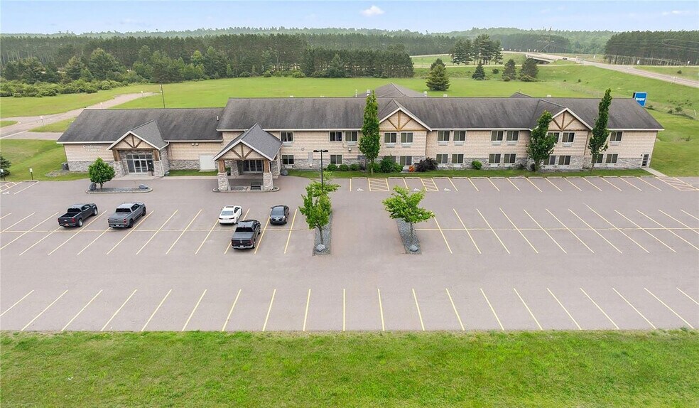 More Photos Of 1738 Comfort Dr, Tomahawk Hotel For Sale