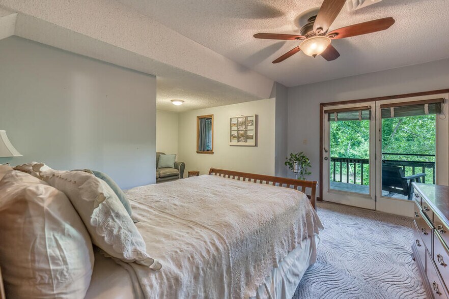 More Photos Of 19080 N Fork River Rd, Abingdon Specialty For Sale