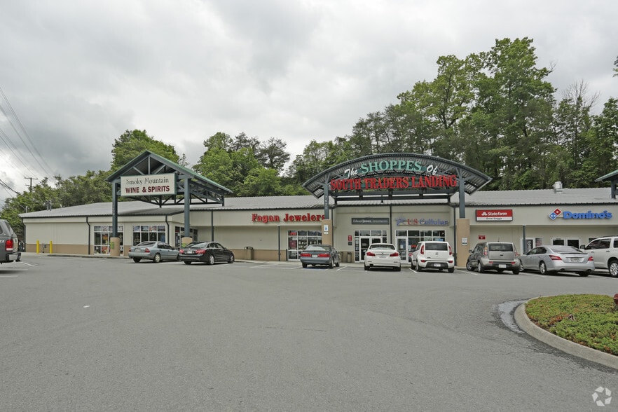 Primary Photo Of 7417-7433 Chapman Hwy, Knoxville Freestanding For Lease