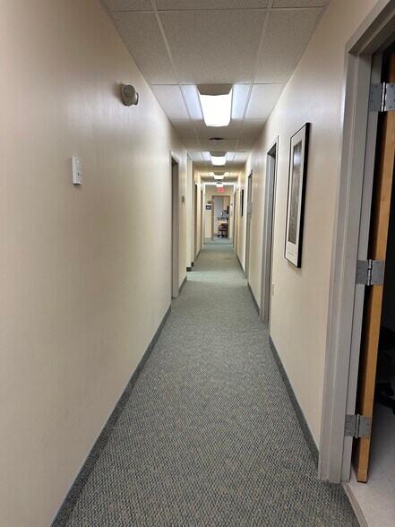 More Photos Of 39000 Center Ridge Rd, North Ridgeville Medical For Sale