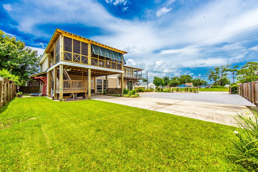 More Photos Of 179 Enterprise Dr, Houma Office Residential For Sale