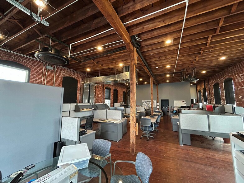 More Photos Of 152 W 12 St, Erie Office For Lease