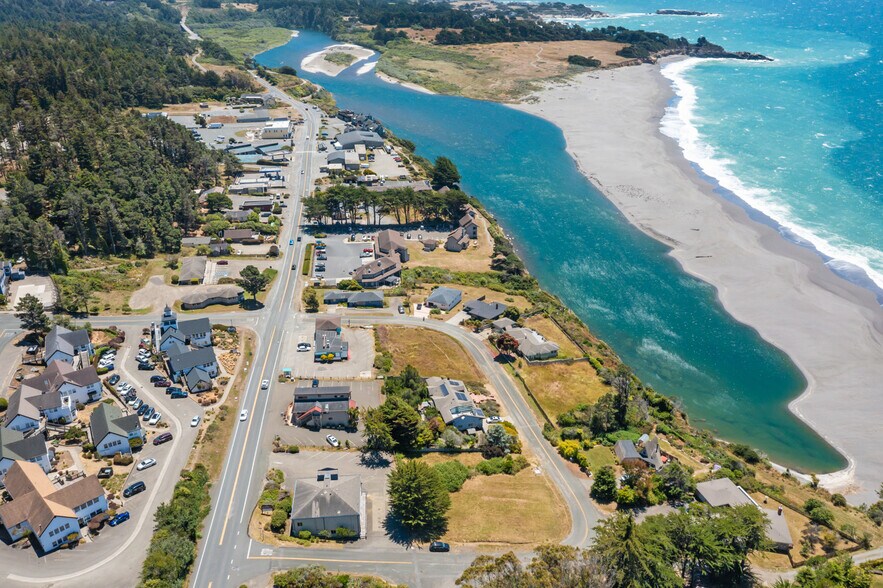 More Photos Of 39000 1 hwy, Gualala Flex For Sale