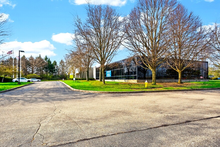 More Photos Of 1875 Founders Dr, Dayton Warehouse For Sale