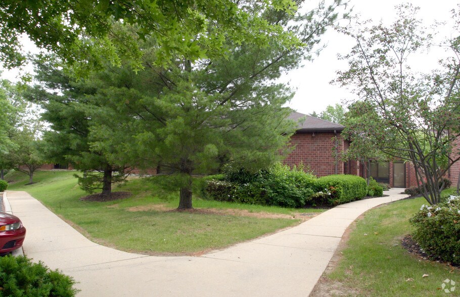 More Photos Of 940 W Valley Rd, Wayne Office For Sale