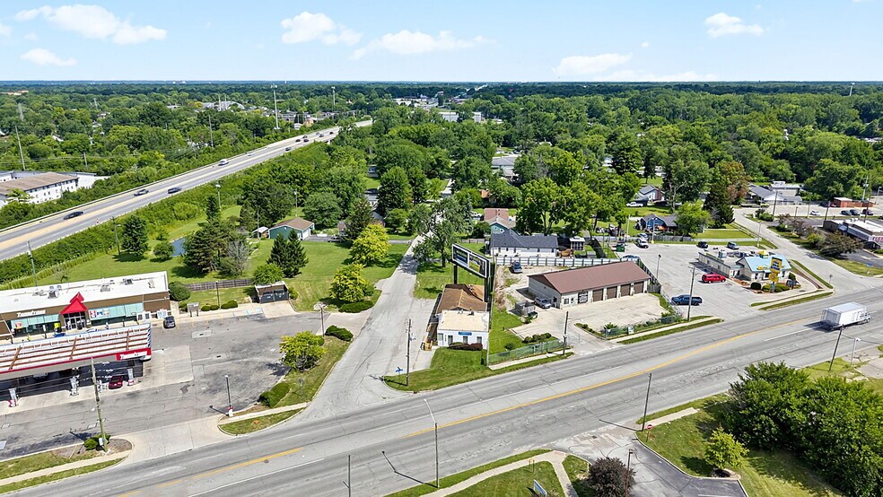 More Photos Of 7102 E Pendleton Pike, Indianapolis Office For Sale