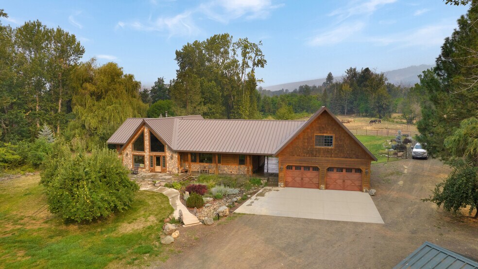 More Photos Of 37495 Boulder Flat Ln, Halfway Land For Sale