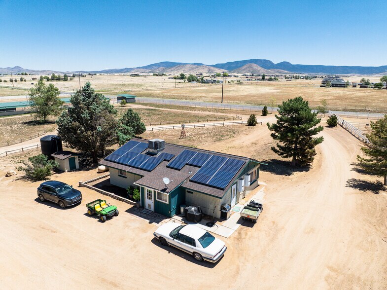 More Photos Of 7950 N Coyote Springs Rd, Prescott Valley Horse Stables For Sale