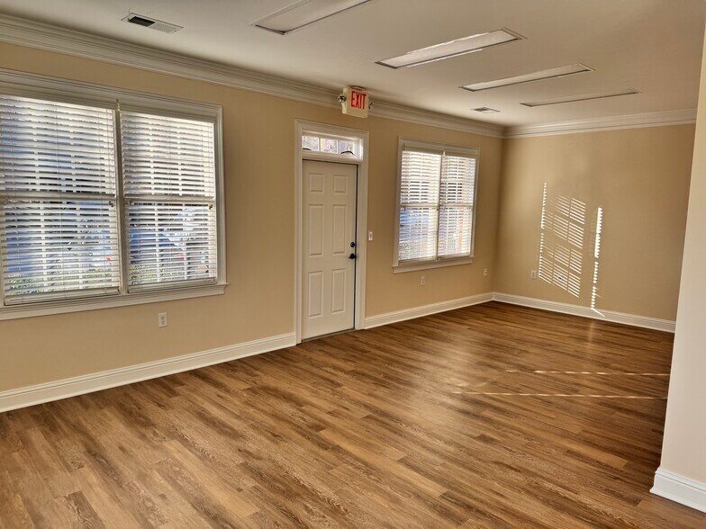 More Photos Of 2655 Dallas Hwy SW, Marietta Office For Lease