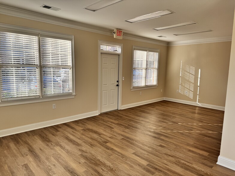 More Photos Of 2655 Dallas Hwy SW, Marietta Office For Lease