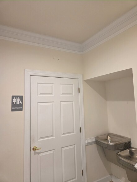 More Photos Of 1875 Old Alabama Rd, Roswell Loft Creative Space For Sale