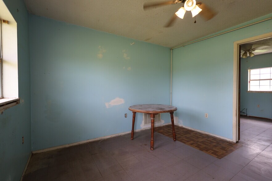 More Photos Of 25377 Welling rd, Welling Apartments For Sale