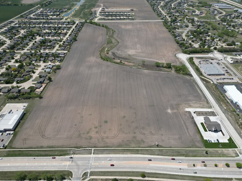 More Photos Of S Kansas Ave & Quail Creek Ave, Newton Land For Sale