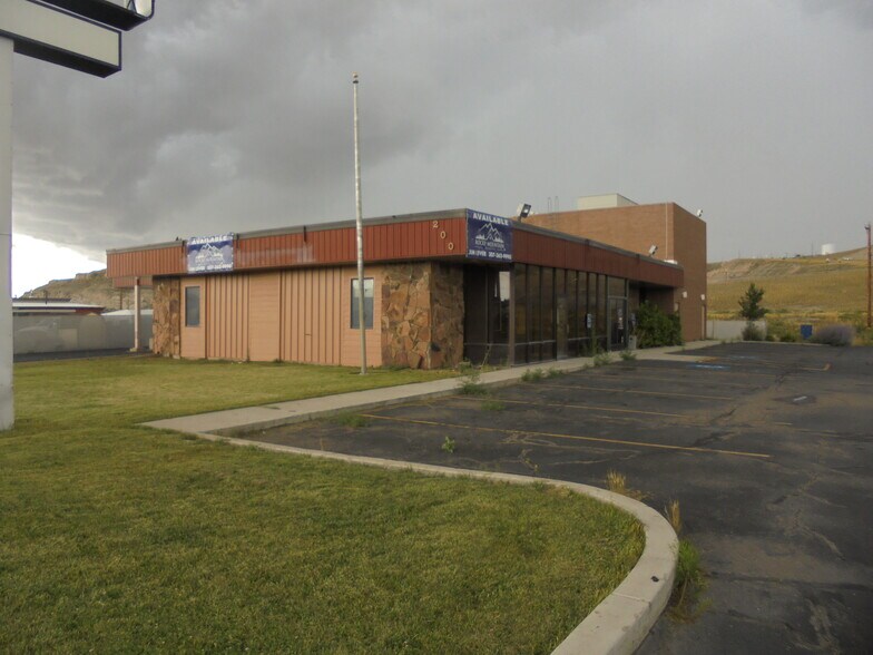 More Photos Of 200 N Center St, Rock Springs Office For Lease