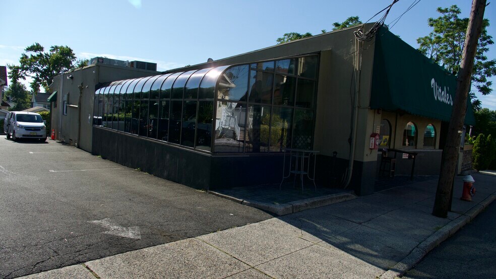 More Photos Of 293 Queen Anne Rd, Teaneck Restaurant For Sale