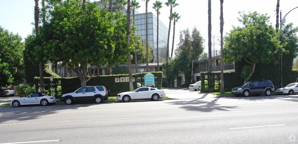 More Photos Of 2920 W Olive Ave, Burbank Loft Creative Space For Lease