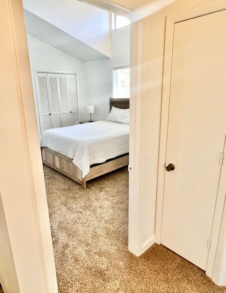 More Photos Of 356 N 300 W, Logan Apartments For Sale