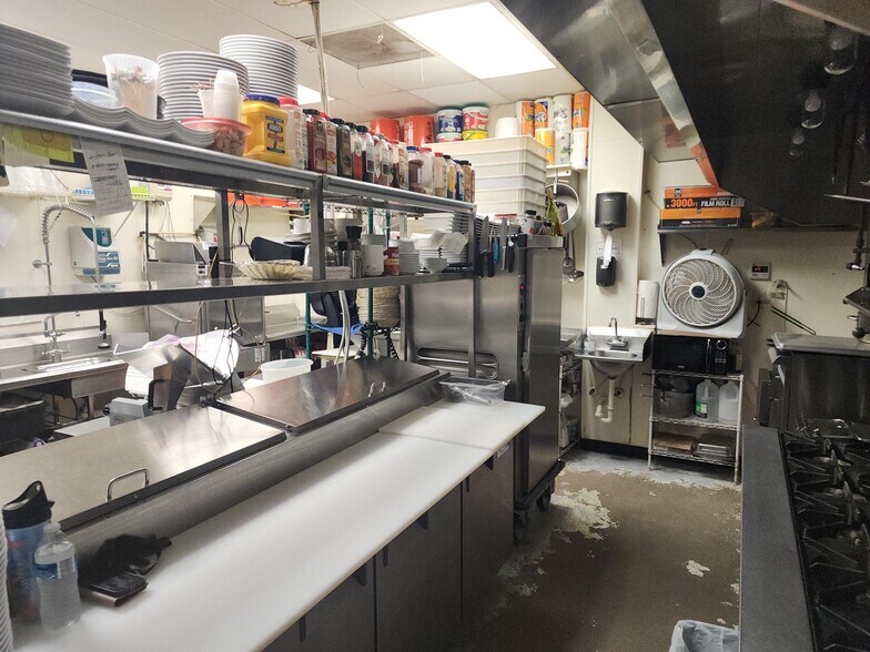 More Photos Of 111 W Olympia Ave, Punta Gorda Restaurant For Sale