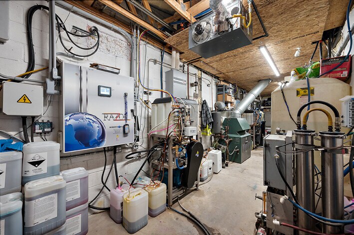 More Photos Of 35141 Division Rd, Richmond Carwash For Sale