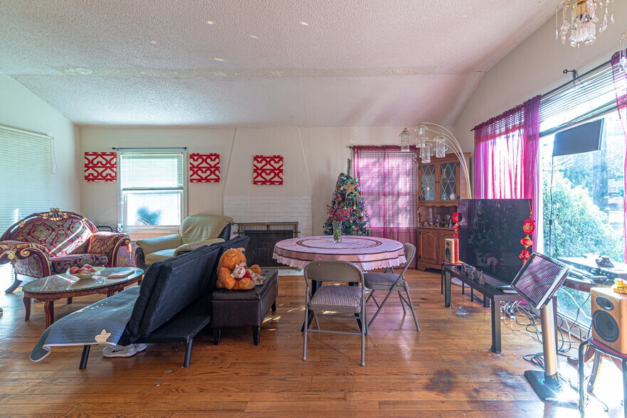 More Photos Of , Santa Rosa Unknown For Sale