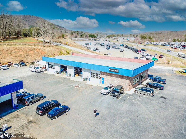 More Photos Of 3040-3042 Highway 129 S, Cleveland Auto Repair For Sale