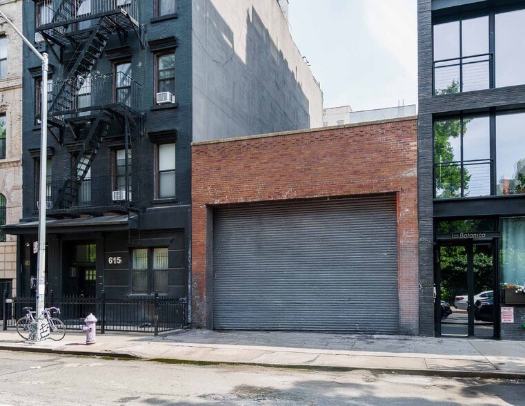 Primary Photo Of 617 E Sixth St, New York Parking Garage For Sale