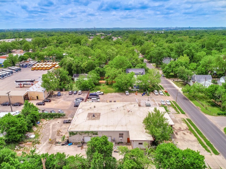 More Photos Of 1135 Gunter St, Austin Flex For Sale