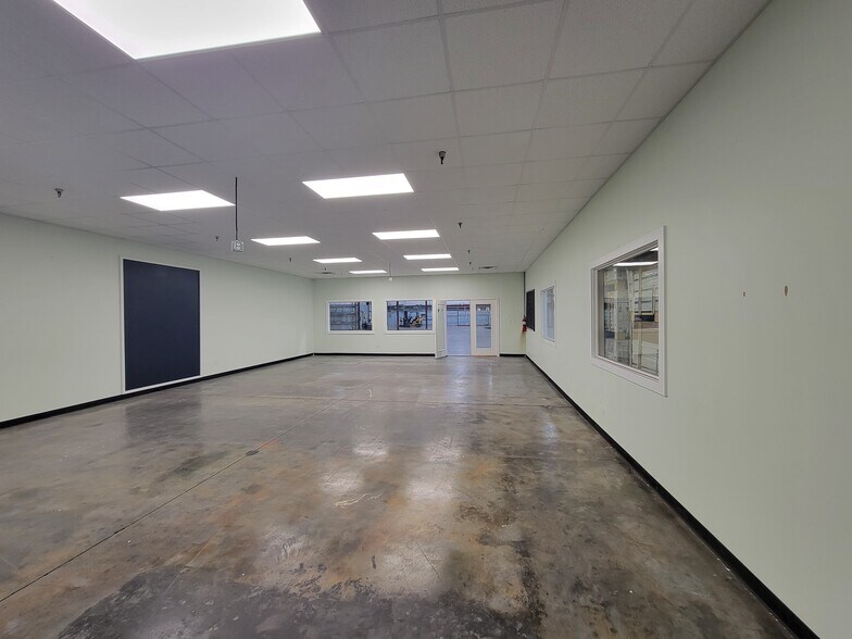 More Photos Of 5830 Casey Dr, Knoxville Unknown For Lease