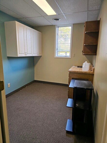 More Photos Of 218 Denison Pky E, Corning Storefront Retail Office For Lease