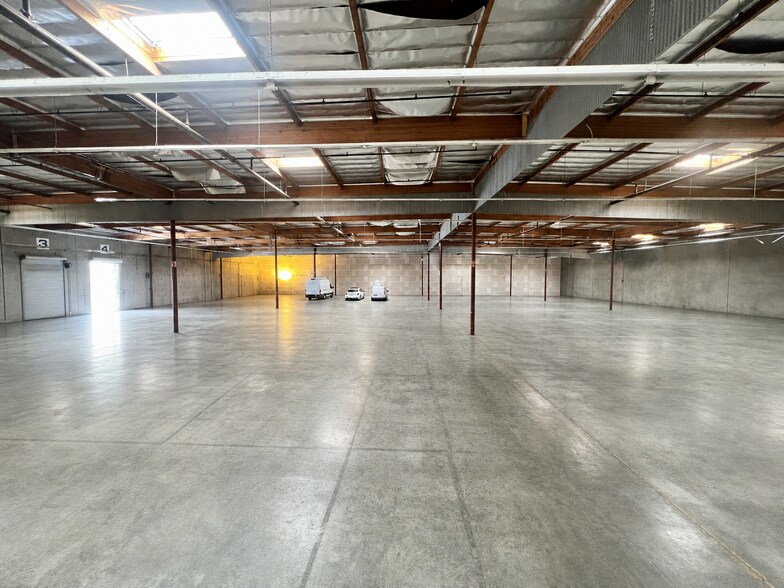 More Photos Of 3030-3088 Walnut Ave, Long Beach Warehouse For Lease