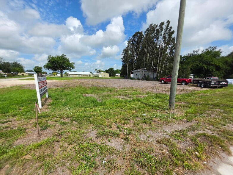 More Photos Of 100 NW 10th St, Okeechobee Land For Sale