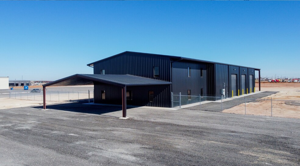 Primary Photo Of TBD South County Road 1232, Midland Flex For Sale