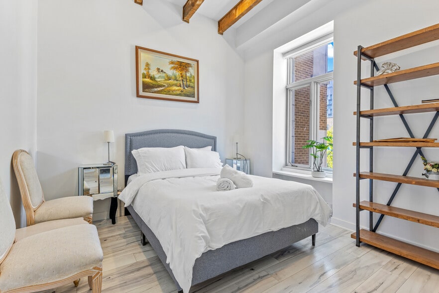 More Photos Of 1023 Rue Berri, Montréal Apartments For Sale