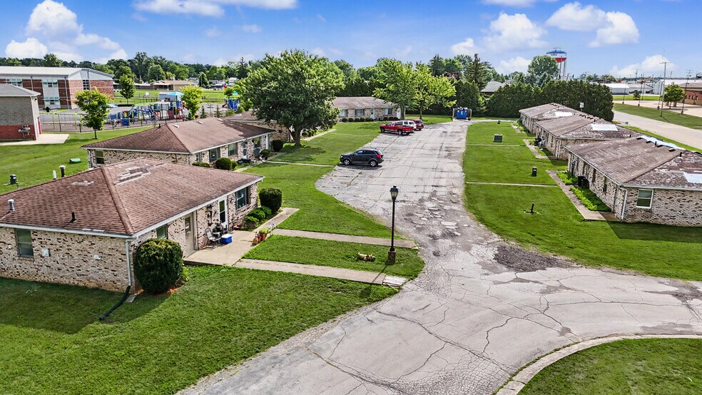 More Photos Of 318 Rae Ct, Willard Apartments For Sale