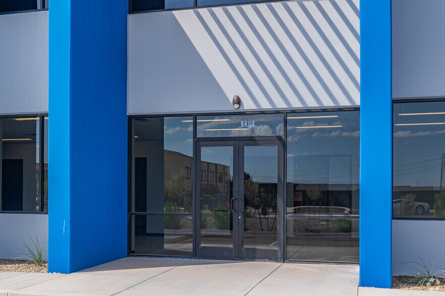 More Photos Of 1466 N Eliseo C. Felix Jr Way, Avondale Warehouse For Sale