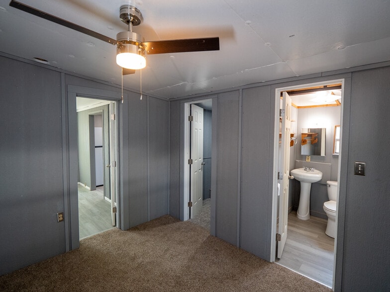More Photos Of 420 W Johnson St, Norman Multifamily For Sale