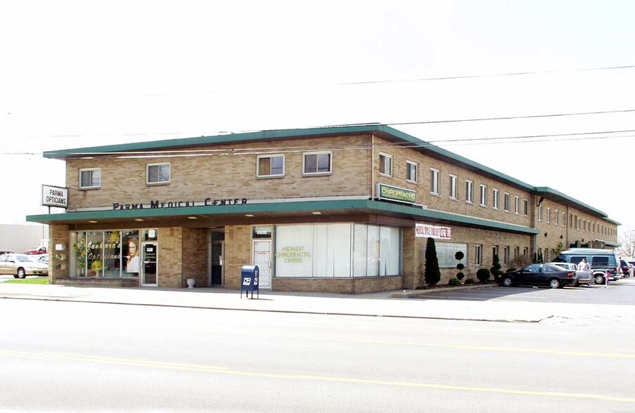 More Photos Of 5500 Ridge Rd, Parma Medical For Sale