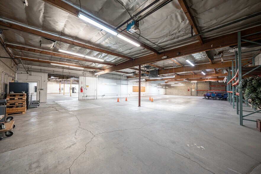 More Photos Of 9200 Lower Azusa Rd, Rosemead Warehouse For Sale
