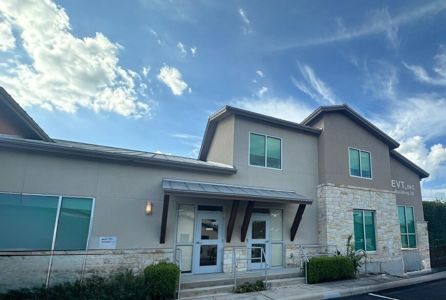 More Photos Of 14603 Huebner Rd, San Antonio Office For Sale